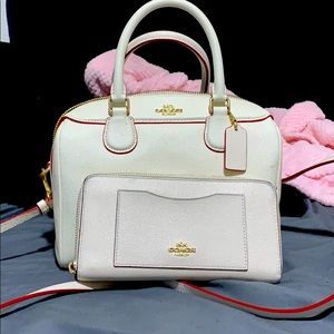 White Coach purse and matching wallet